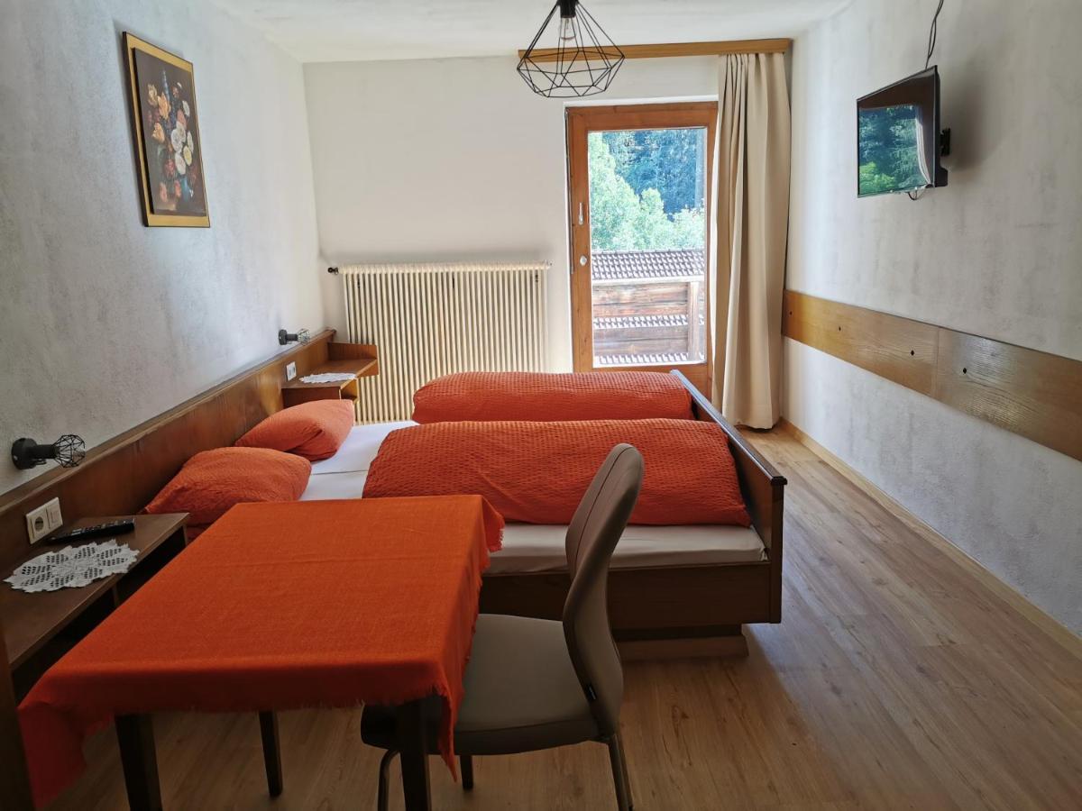 Gasthof Zum Loewen Landeck Kültér fotó