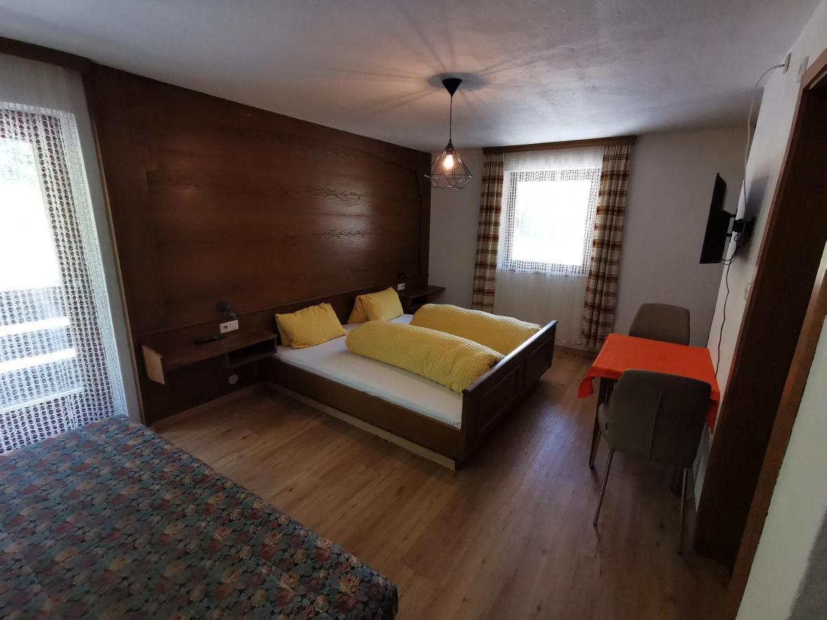 Gasthof Zum Loewen Landeck Kültér fotó